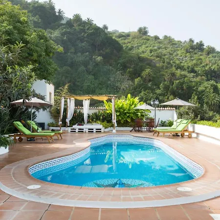 Casa El Mirlo: Paraiso Rural Con Piscina Y Hermosos Jardines En Icod De Vinos, Tenerife - Es-279-20 Villa *