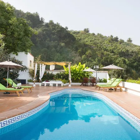 Casa El Mirlo: Paraíso Rural Con Piscina Y Hermosos Jardines En Icod De Vinos, Tenerife - Es-279-20 Villa